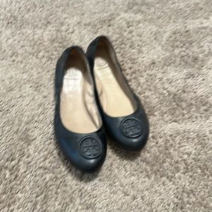 Tory Burch ballet flats. Black leather size 6.5. Excellent condition.